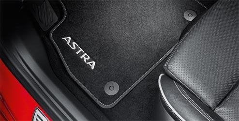 Tapis De Sol Sur Mesure Pour Opel Astra K (2015-2021) - Noir Avec Talonnette Renforcée - Lot 4 Pièces - Antidérapant